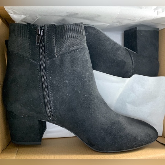 R2 Shoes - Faux suede ankle boots